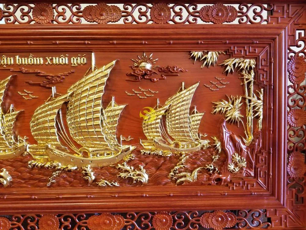 Tranh gỗ thuận buồm xuôi gió dát vàng
