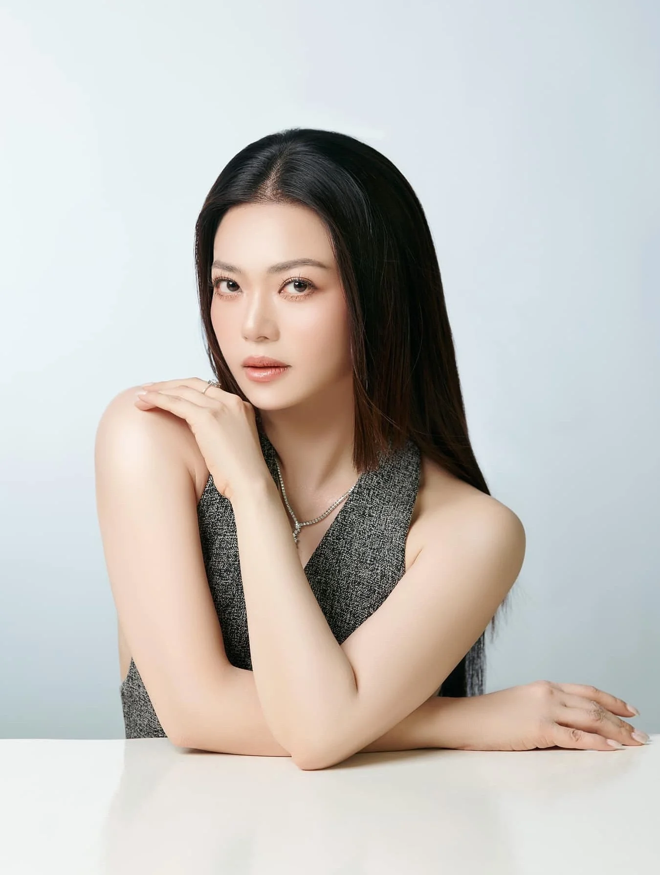 Diễn viên Kiều Anh chụp ảnh chân dung chuyên nghiệp