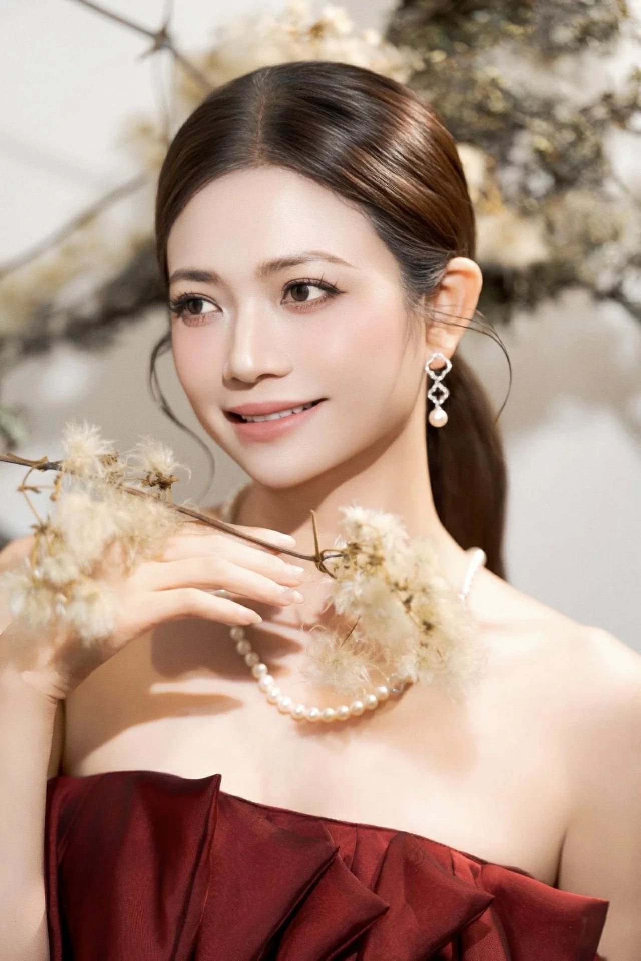Diễn viên Kiều Anh hóa nàng thơ