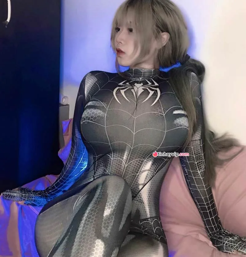 Pi Tiên hot girl ngực khủng 1