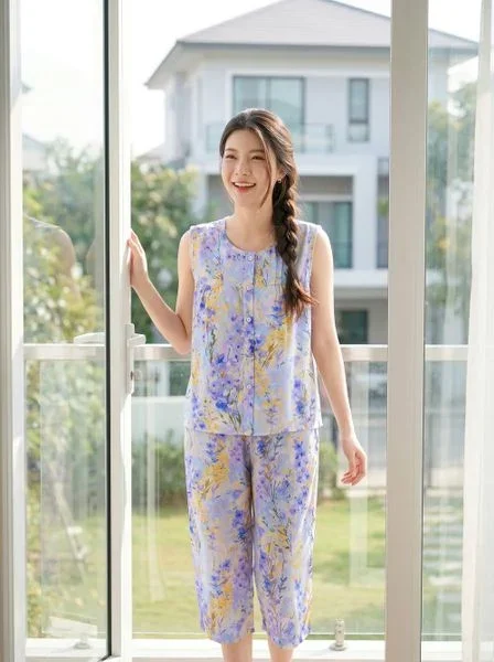 Bộ lửng sát nách nhún ngực