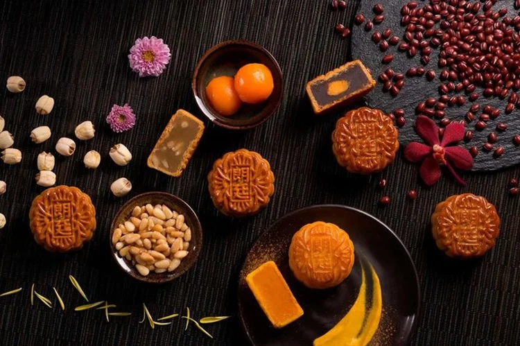 Hình ảnh Trung thu chủ đề bánh kẹo nghệ thuật