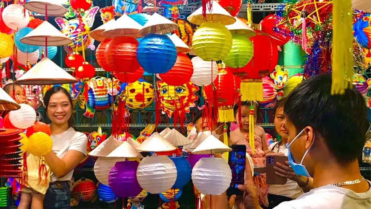 Chụp ảnh ngày Trung Thu