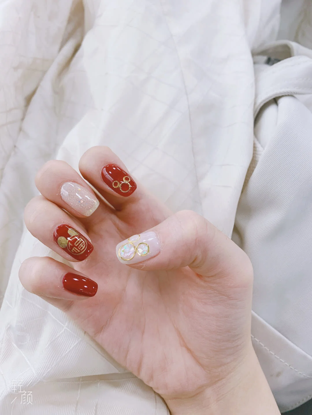 12 mẫu nails chơi Tết Canh Tý 2020