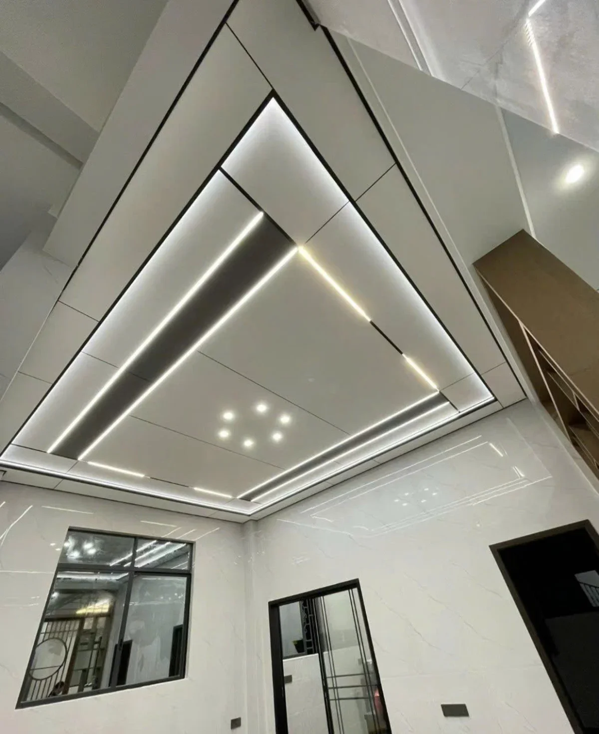 50+ Mẫu trần nhựa PVC Nano siêu đẹp 2026 - API Việt Nam (2)