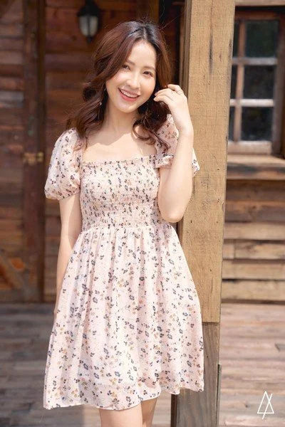 Các mẫu đầm hoa xòe dễ thương nhất năm 2021 dành cho phái đẹp » Festival Fashion