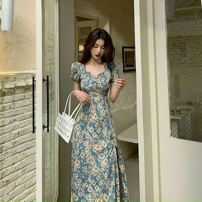 Bộ sưu tập những mẫu đầm xòe họa tiết hoa duyên dáng, nổi bật