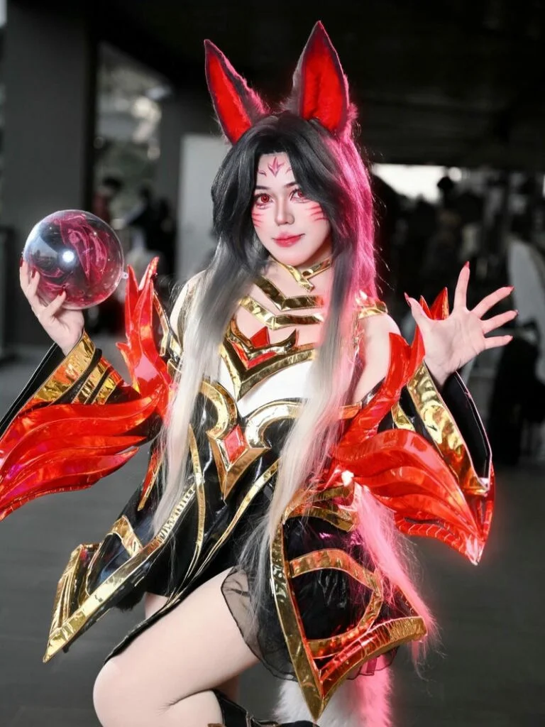 Cosplay anime nữ Ahri từ Liên Minh Huyền Thoại