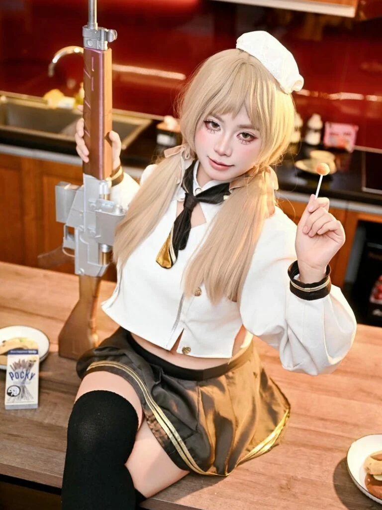 Cosplay anime nữ phong cách học đường dễ thương